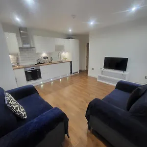 Apartment Break 